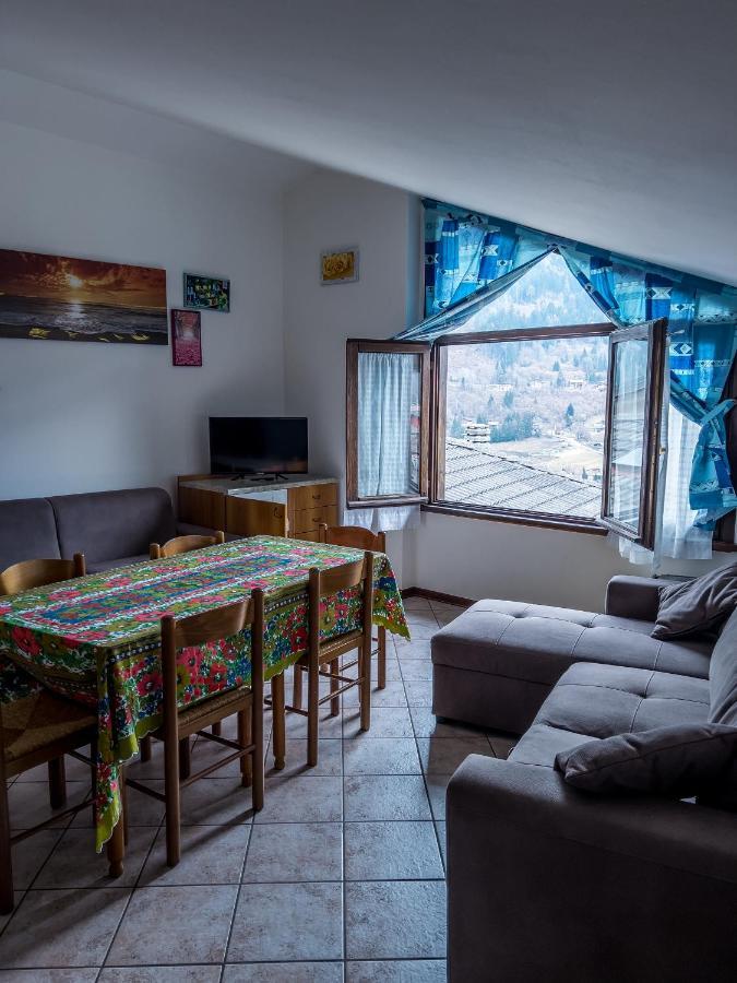El Rocol Aparthotel Vezza dʼOglio Exterior foto